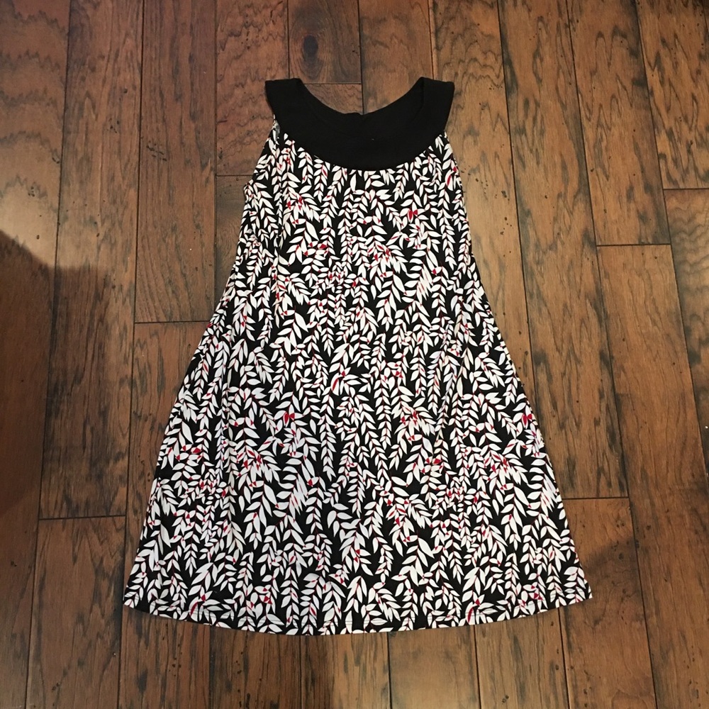 Women’s Yoke Neck Dress